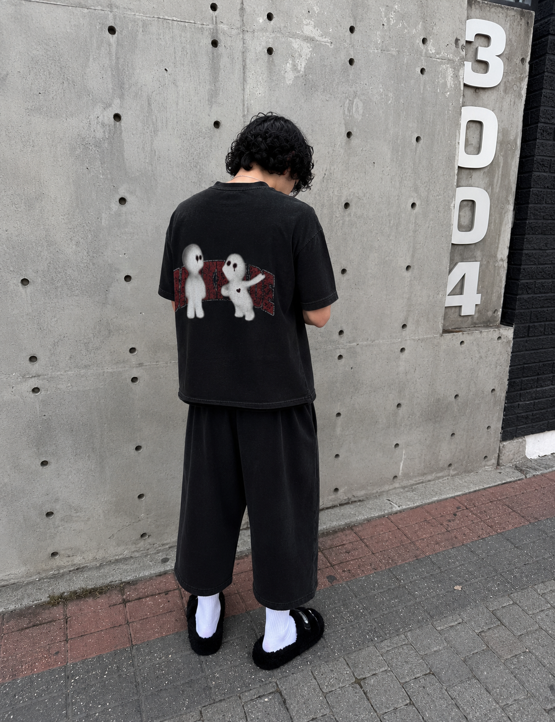 Signature Tee